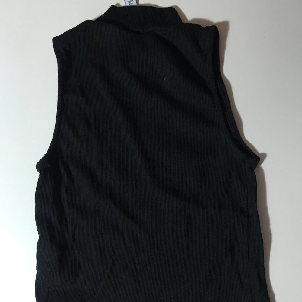 H&M Black Ribbed Turtle Neck - Picture 2 of 2